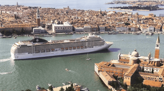 venice tourism problems